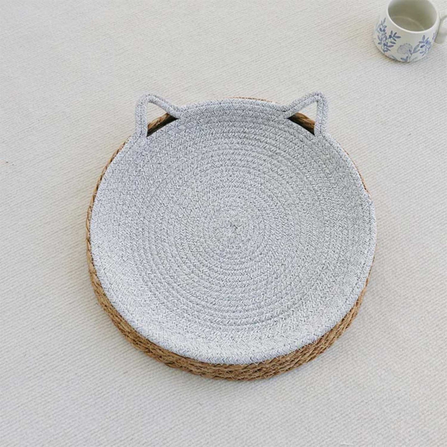 Cat Bed & Scratching Board | Durable Scratcher & Comfortable Nest